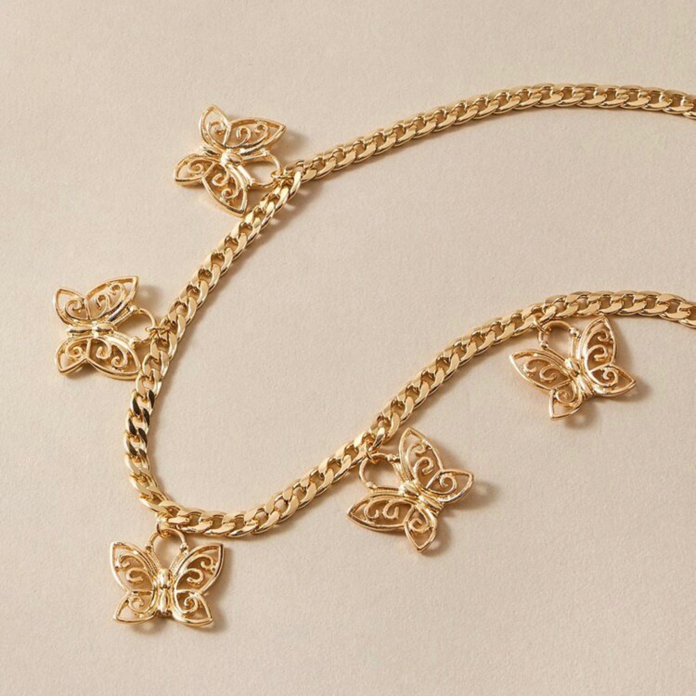 3/$30 💛 Butterfly Choker - Picture 3 of 4